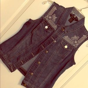 NWOT Hippie jean vest